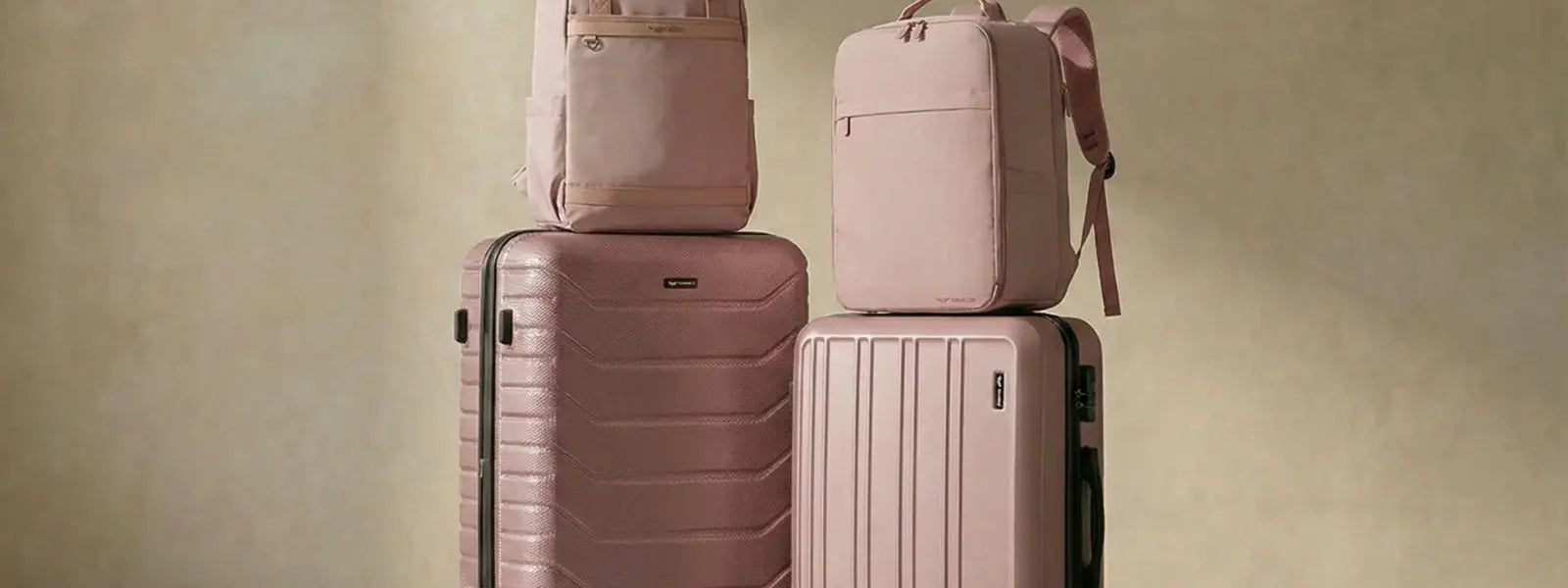 Pink suitcases – travel in your style | Wings24.pl
