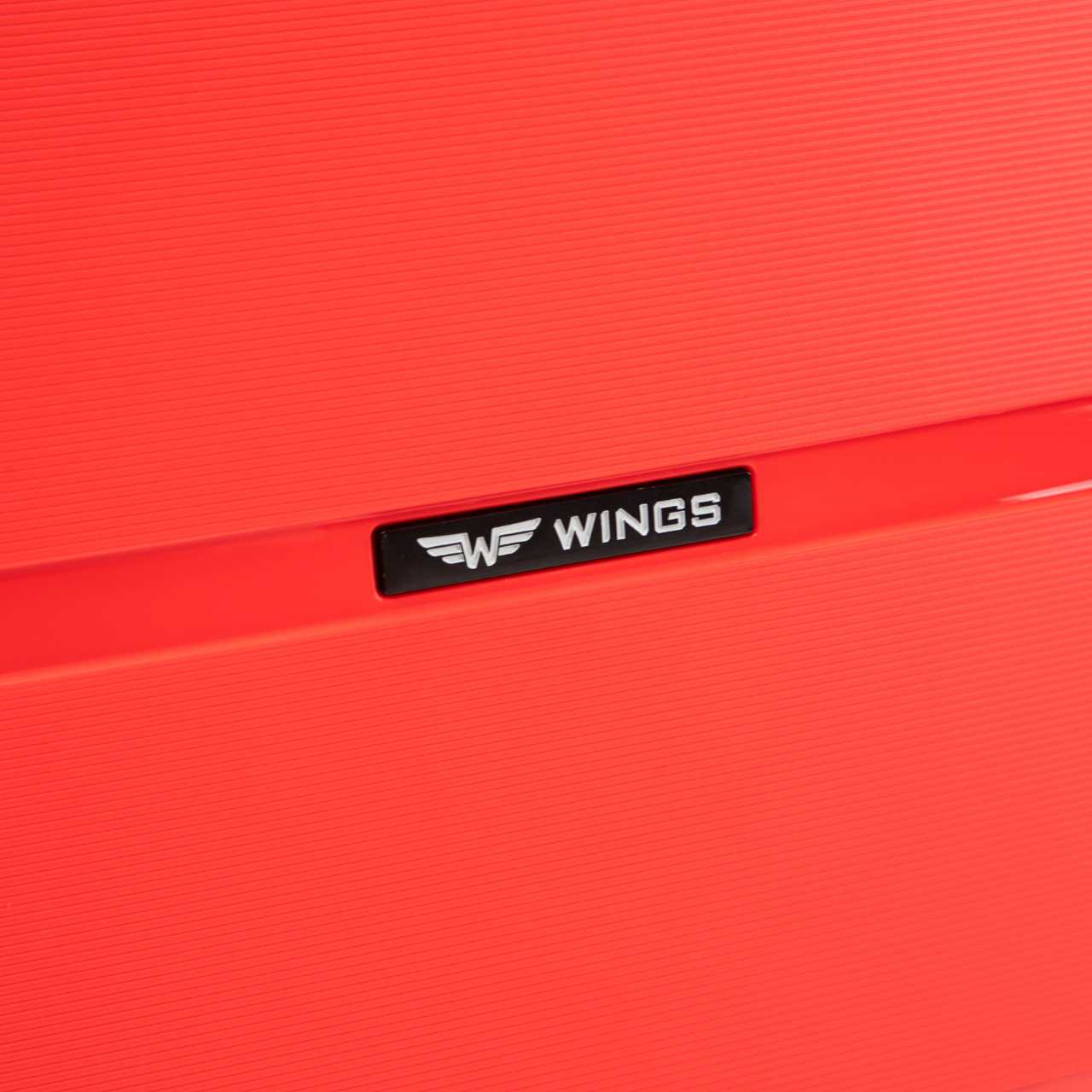 Walizka kabinowa Wings HAWFINCH 3.0 polipropylen 20" RED HAWFINCH COLLECTION