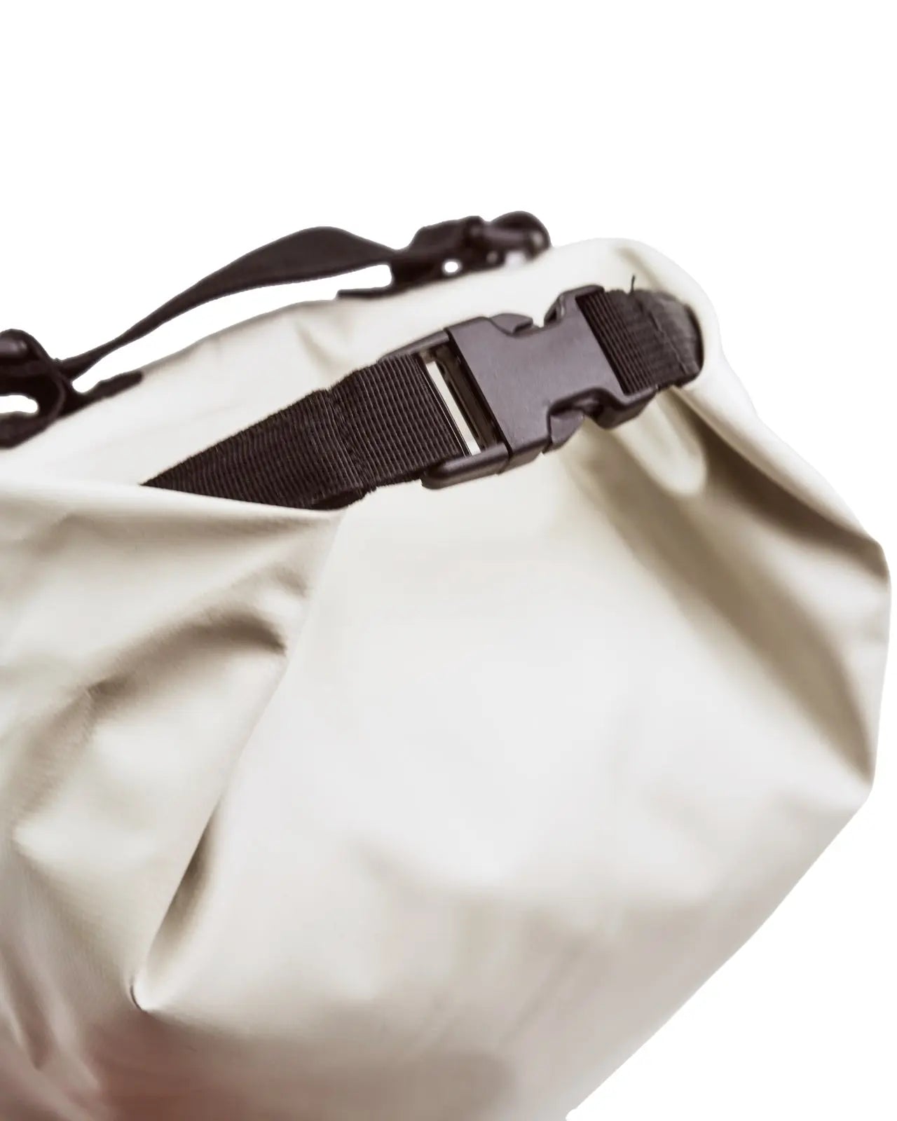 Dry Bag 22L z funkcją plecaka BEIGE TRAVEL MUST HAVE