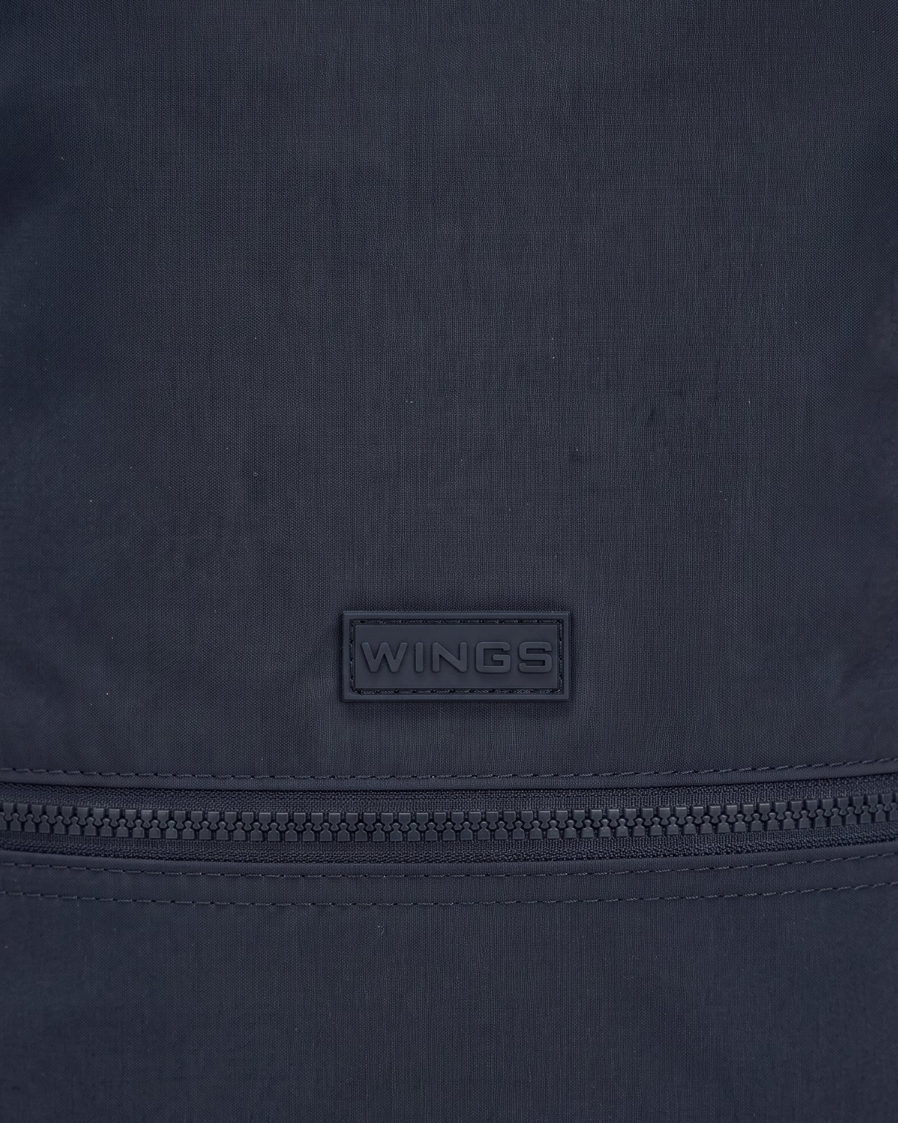 Městský batoh WINGS 22 l na 17palcový notebook do práce, na vysokou školu i na cestování, námořnická modrá