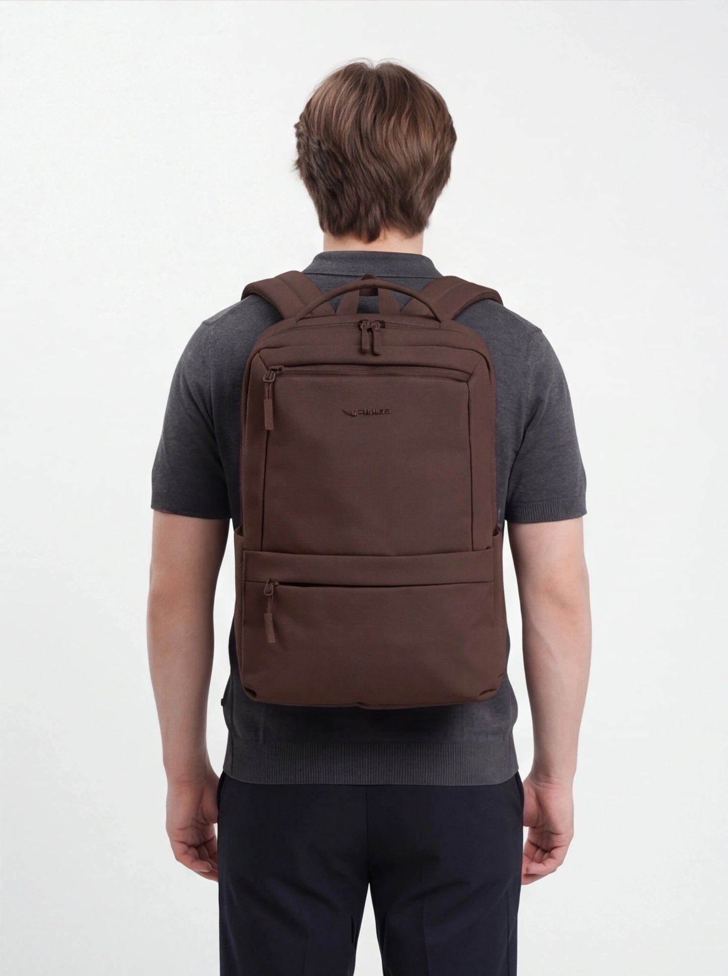 Plecak kabinowy WINGS CBP003 bagaż z kieszenią na laptop do pracy i podróży CHOCOLATE BROWN CABIN BACKPACK