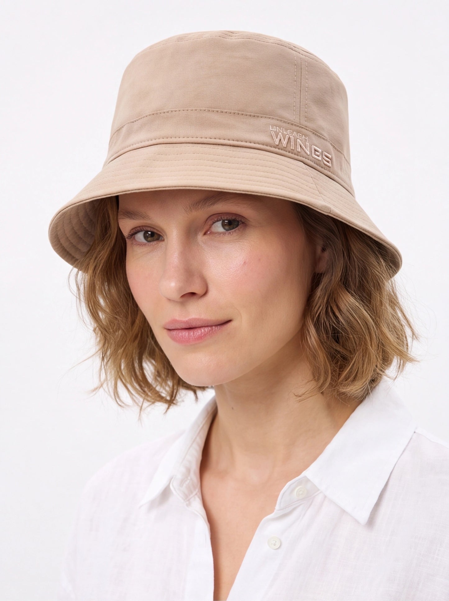 Bucket Hat WINGS UNLEASH bavlněný klobouk BEIGE