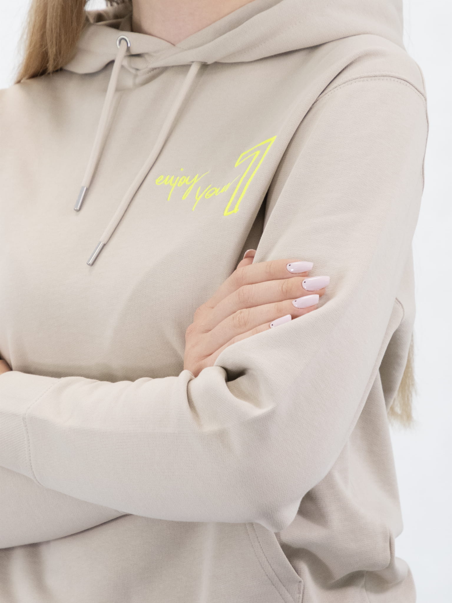 Beige Oversize-Sweatshirt mit Wings x Paprocki & Brzozowski Stickerei Unisex