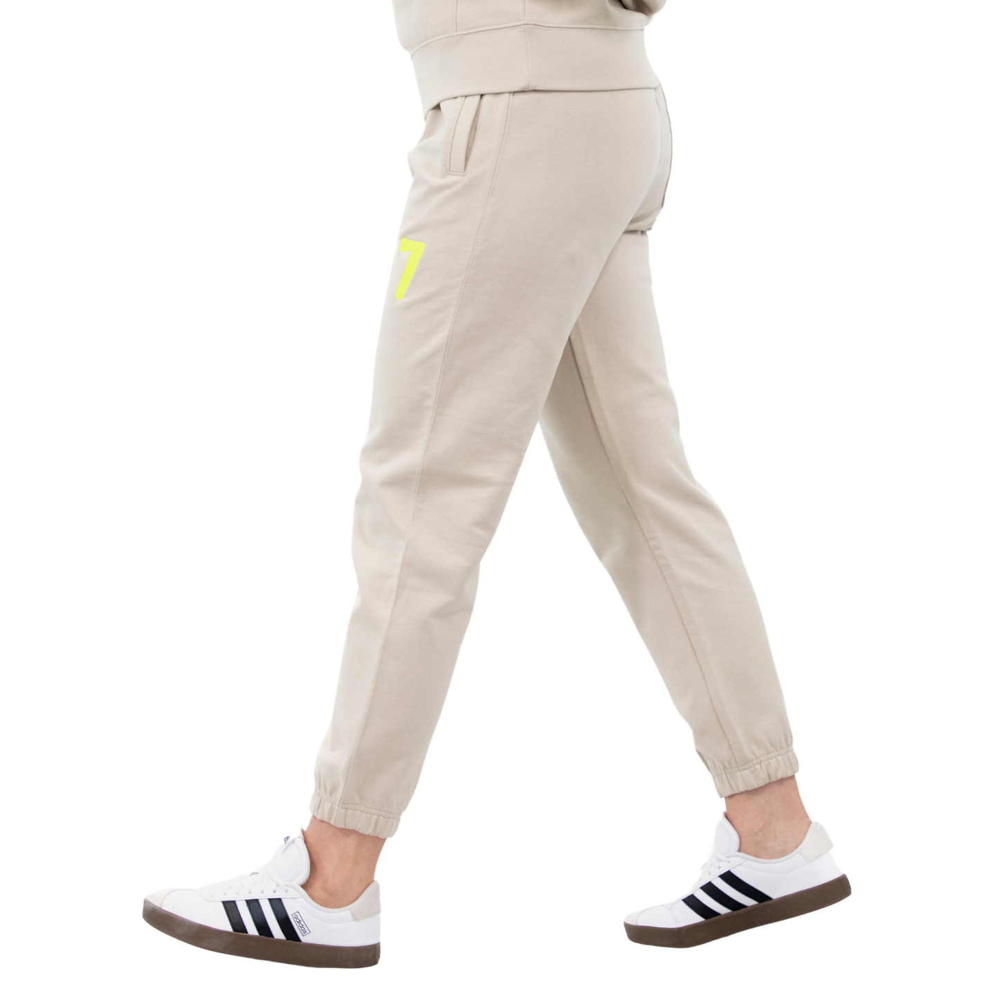 Beżowe Dresy OVERSIZE z haftem “7” Wings x Paprocki & Brzozowski UNISEX WINGS X PAPROCKI BRZOZOWSKI