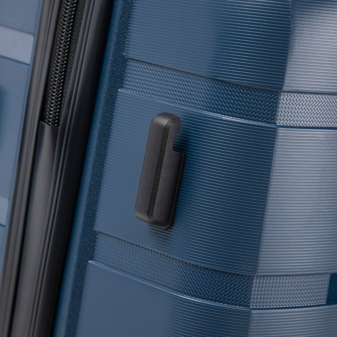 Kabinový kufr Wings HAWFINCH 3.0 polypropylen 20" MODRÝ