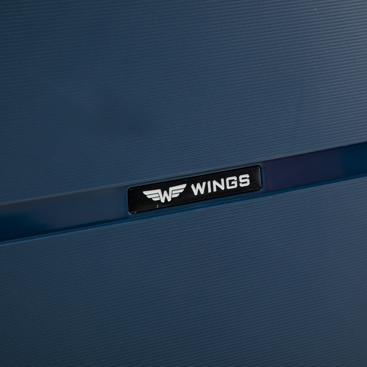 Walizka duża Wings HAWFINCH 3.0 polipropylen 28" BLUE HAWFINCH COLLECTION