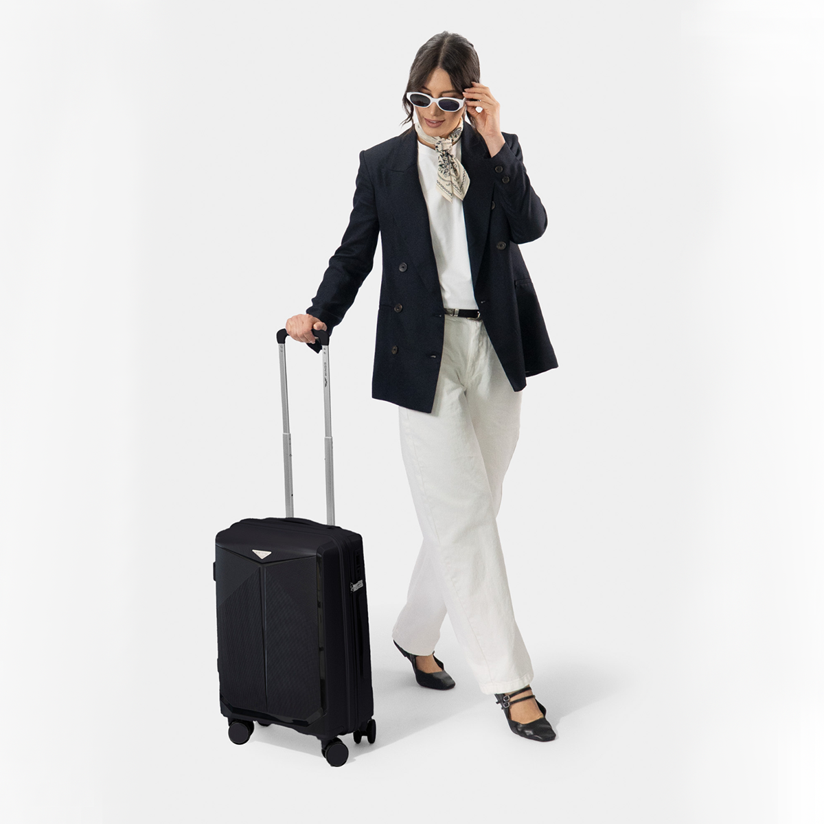 Kabínový kufor Wings COCKATIEL z polypropylénu 20" ČIERNY