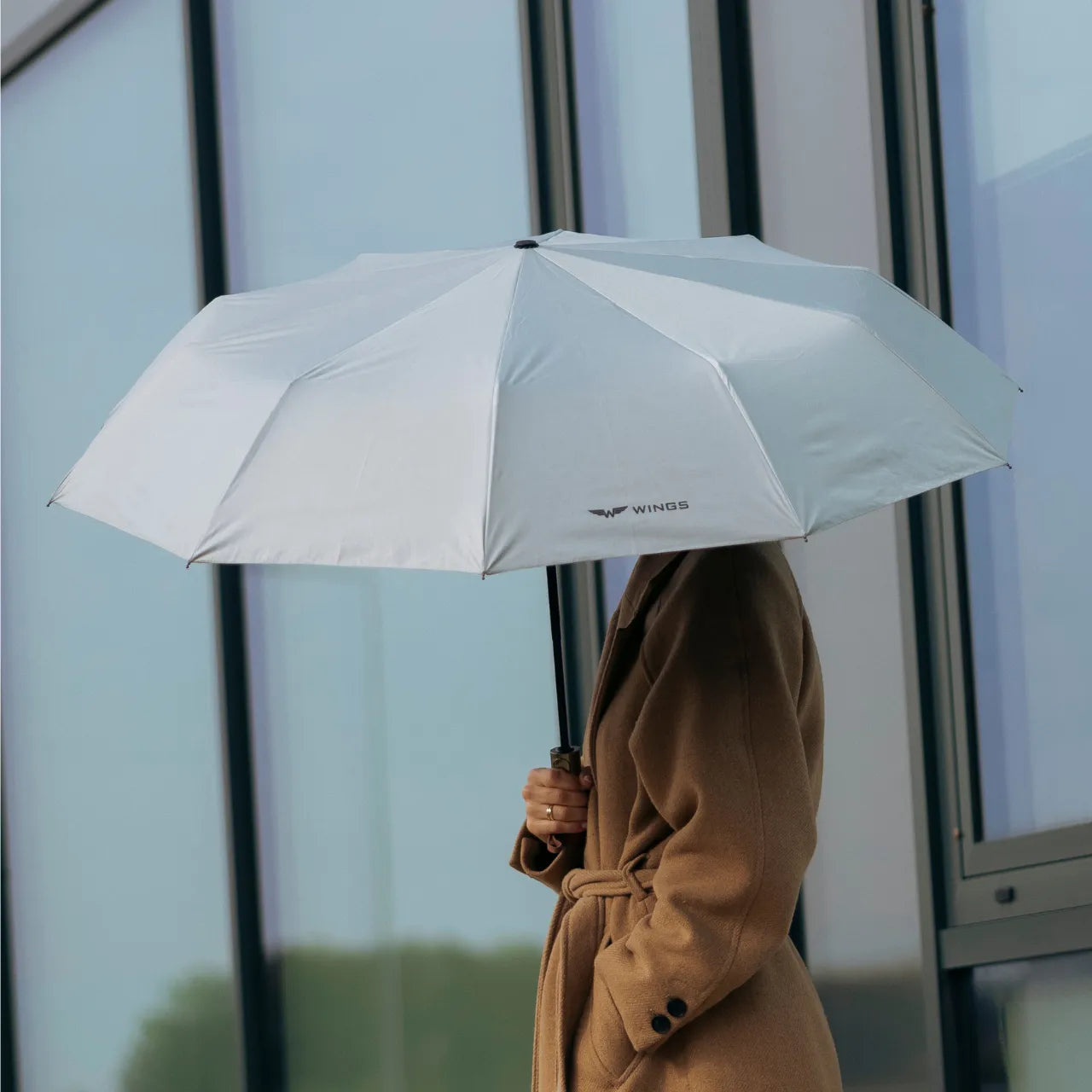 Parasol biznesowy WINGS GREY TRAVEL MUST HAVE