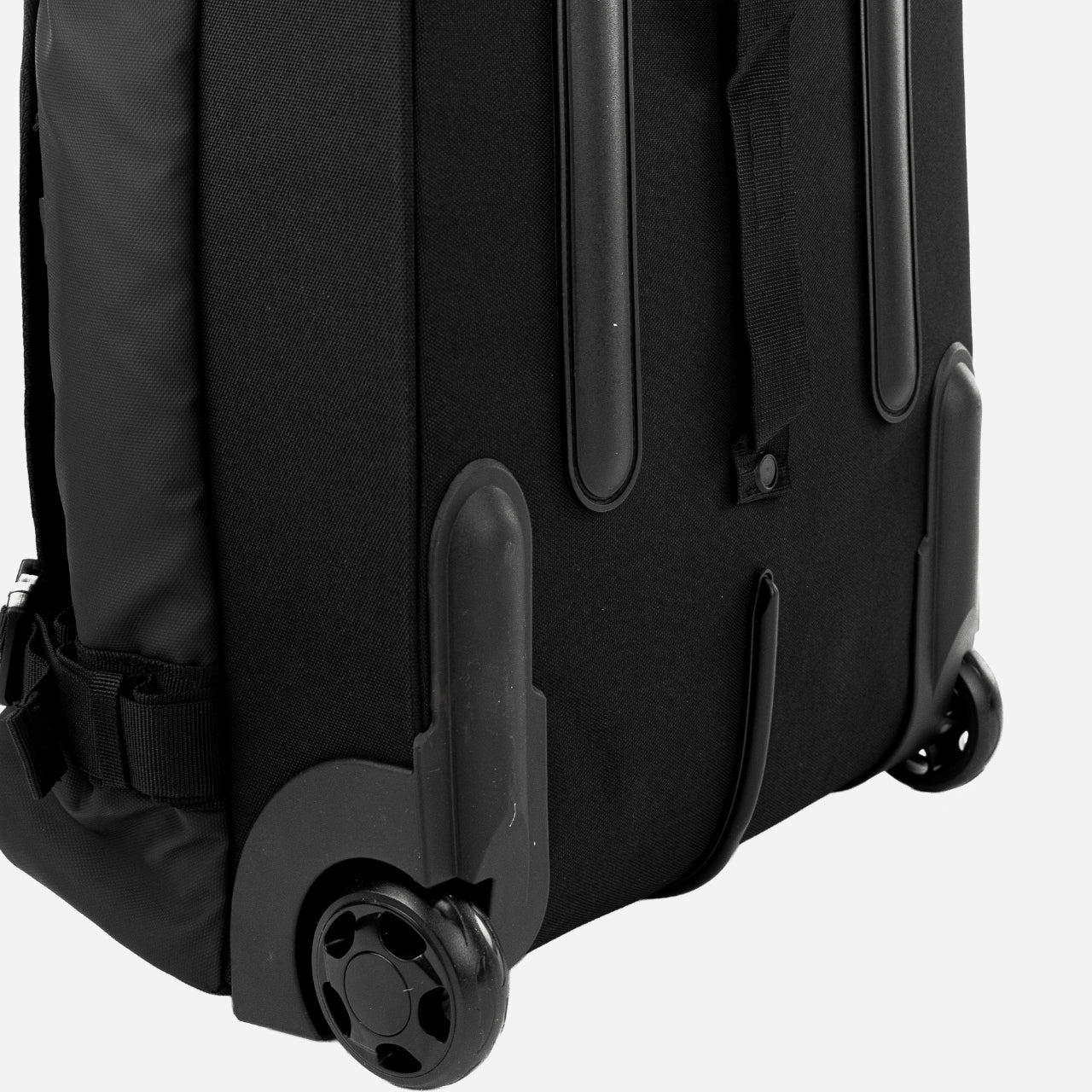 WINGS pehme keskmise suurusega kohver 24" ROOK must