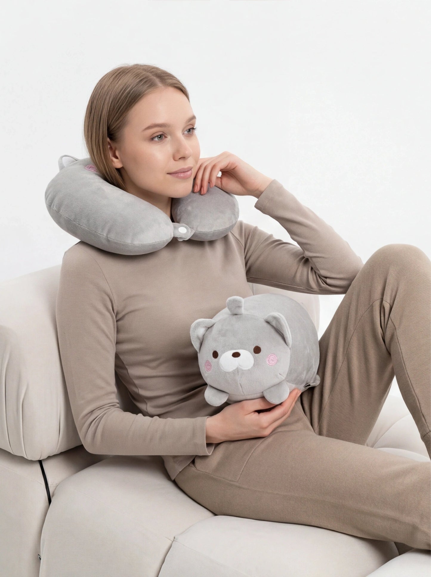 Poduszka podróżna dziecięca WINGS maskotka 2w1 TRAVEL MUST HAVE