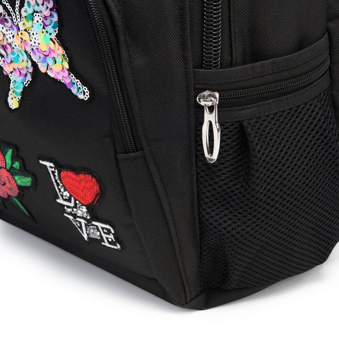 Детска ученическа раница WINGS 19 L с несесер и нашивки LOVE
