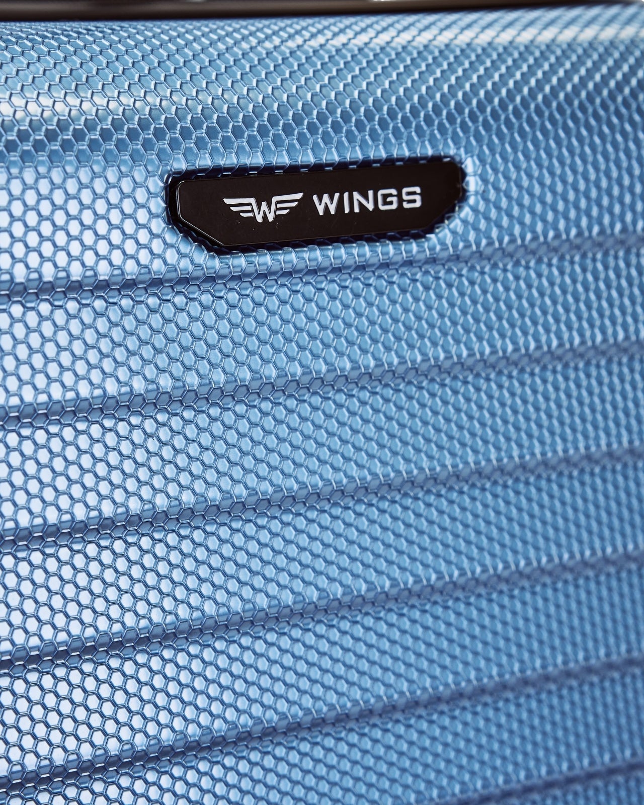 Куфар за ръчен багаж WINGS PC SEA EAGLE 2.0 20" SILVER BLUE