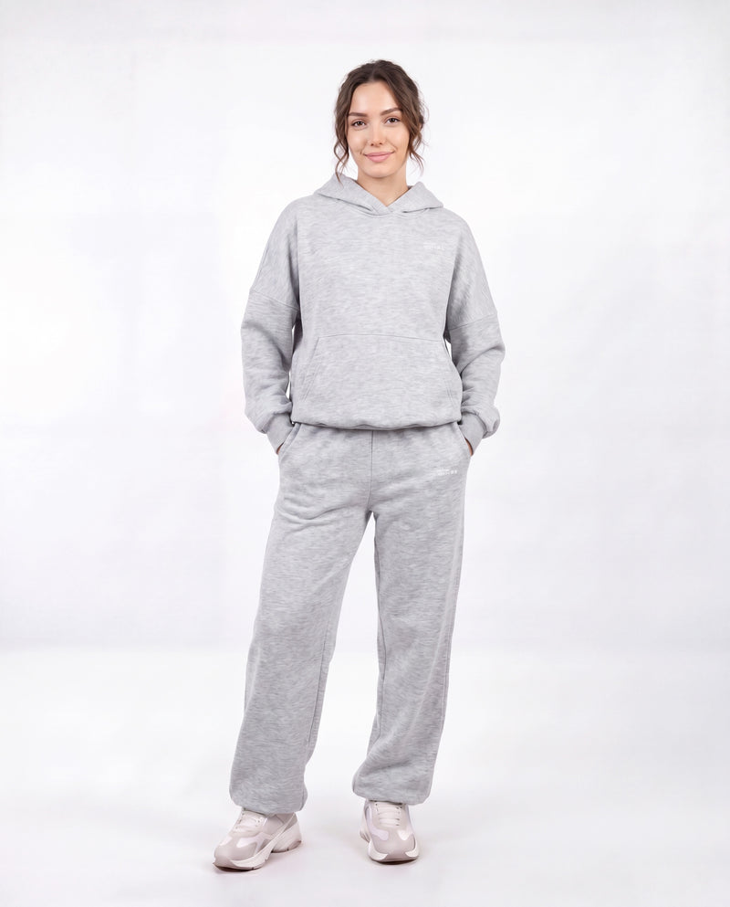 Komplett WINGS UNLEASH damoversize i bomull GRÅ