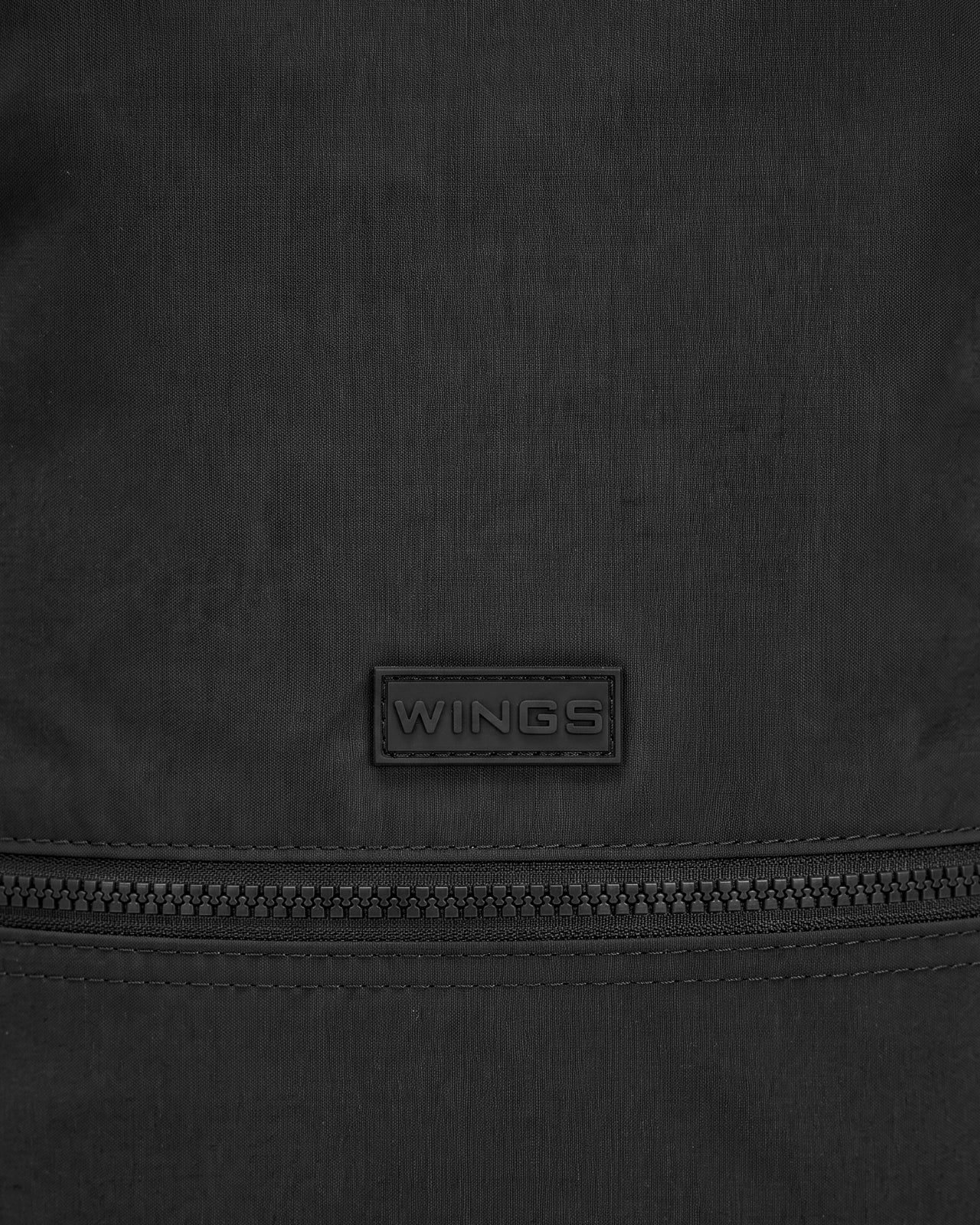 Miesto kuprinė WINGS 22 l nešiojamajam kompiuteriui iki 17 colių, darbui, studijoms ir kelionėms, JUODA