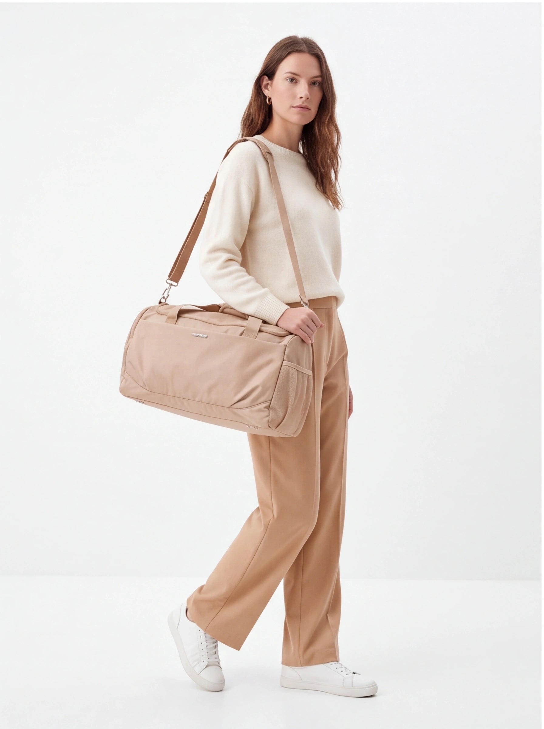 Borsa sportiva da viaggio WINGS per palestra con scomparto per scarpe BEIGE