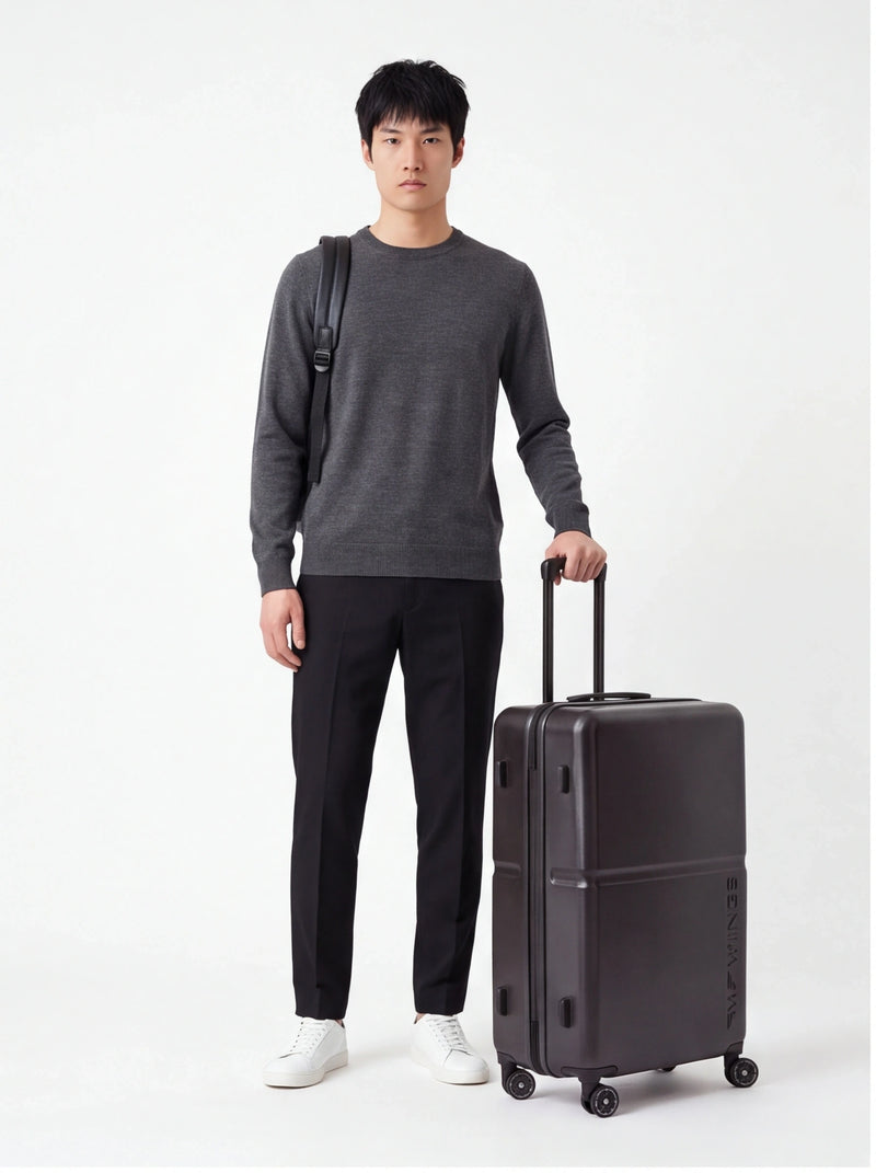 WINGS MAGPIE 28" LARGE SUITCASE BLACK
