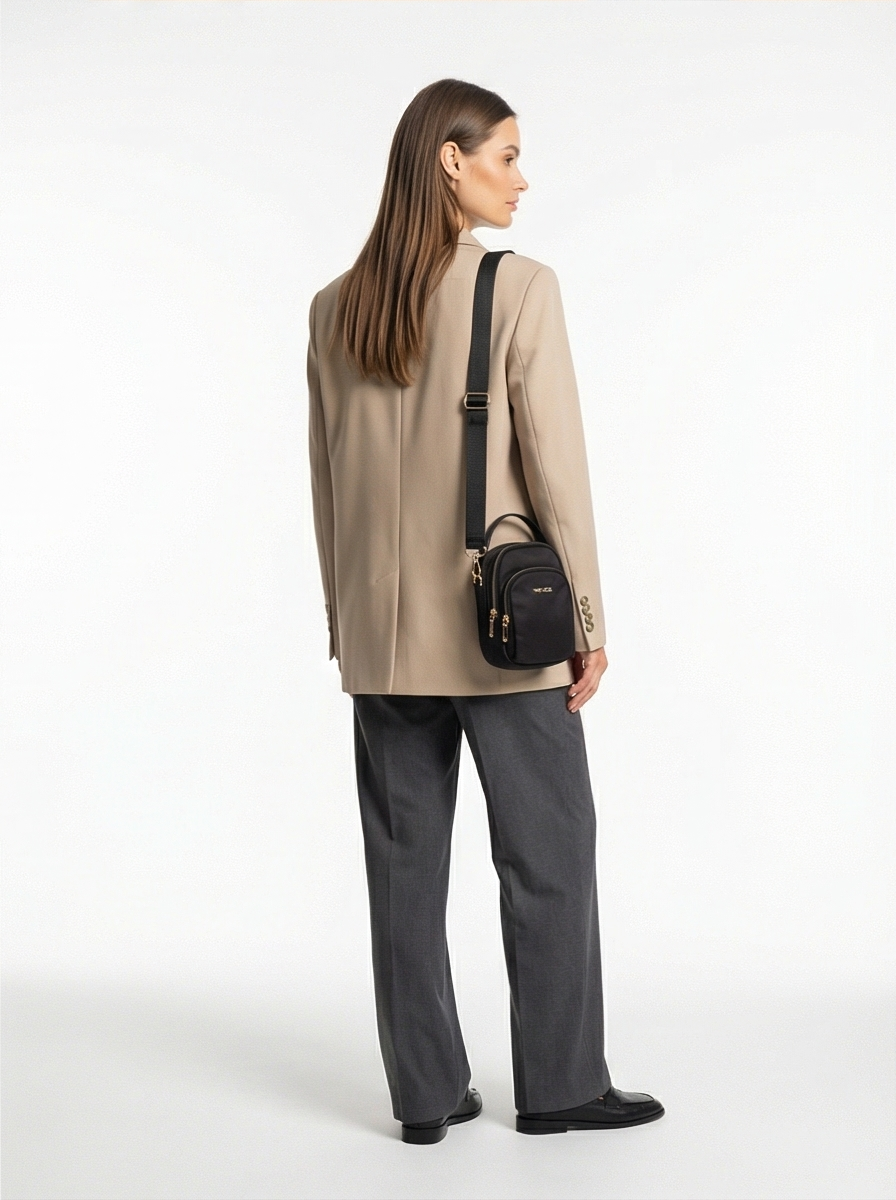 AI-generated photoshoot [sp:cmnrfm82500zqgl27hbysavkg]