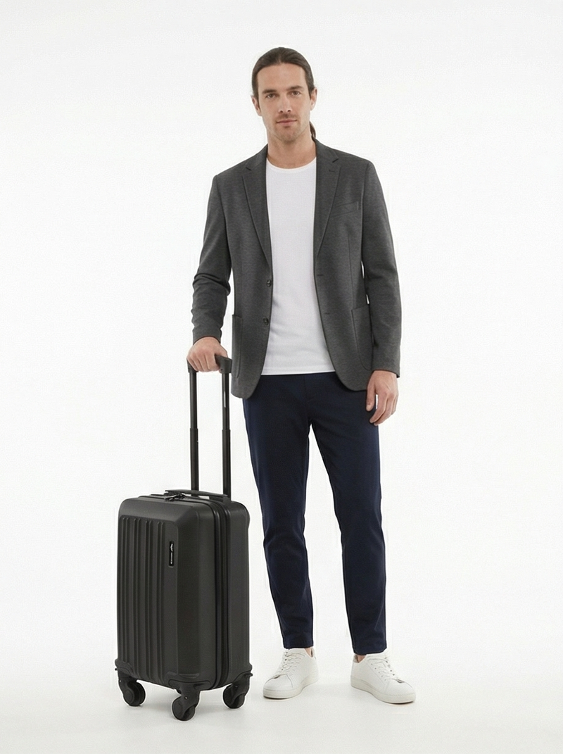 Kabinový kufr Wings Free Carry On HARRIER ČERNÝ