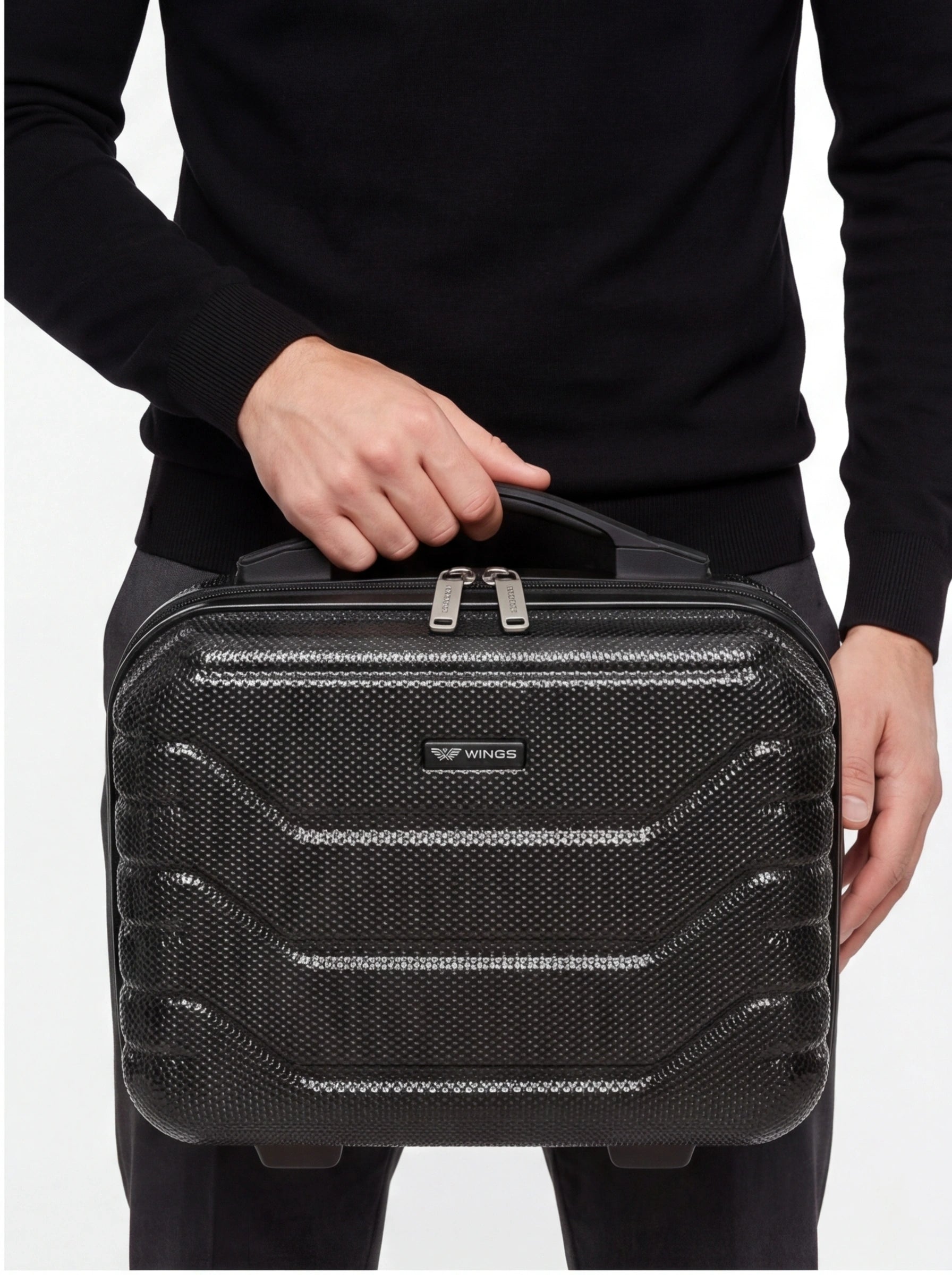 Wings CRAKE reisikohver kosmeetikakotiga 14" MUST