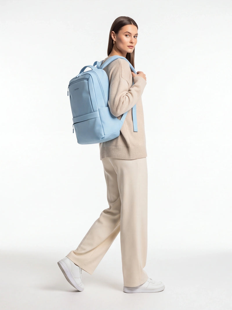 Kabinový batoh WINGS CBP003 s kapsou na notebook a systémem ventilace zad PASTEL BLUE