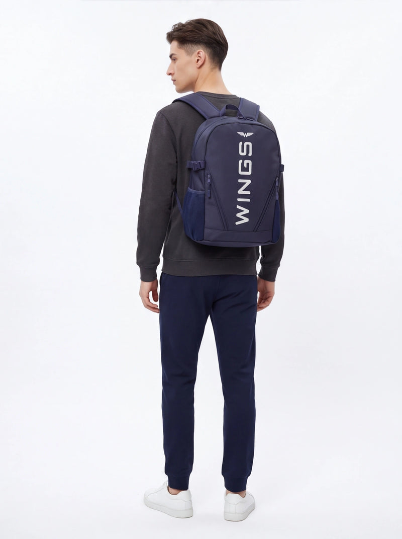 WINGS schoolrug voor jongeren 23 l voor een laptop van 17 inch met zijvakken NAVY BLUE